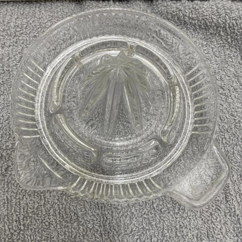 Vintage Clear Pressed Glass Citrus Juicer Reamer with Handle and Pour Spout